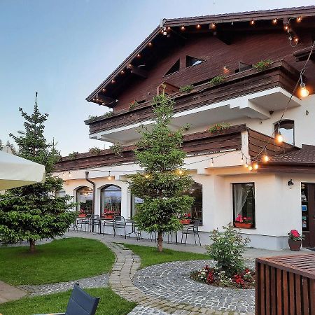 Pensiune & Restaurant Victoria Păltiniş Kültér fotó