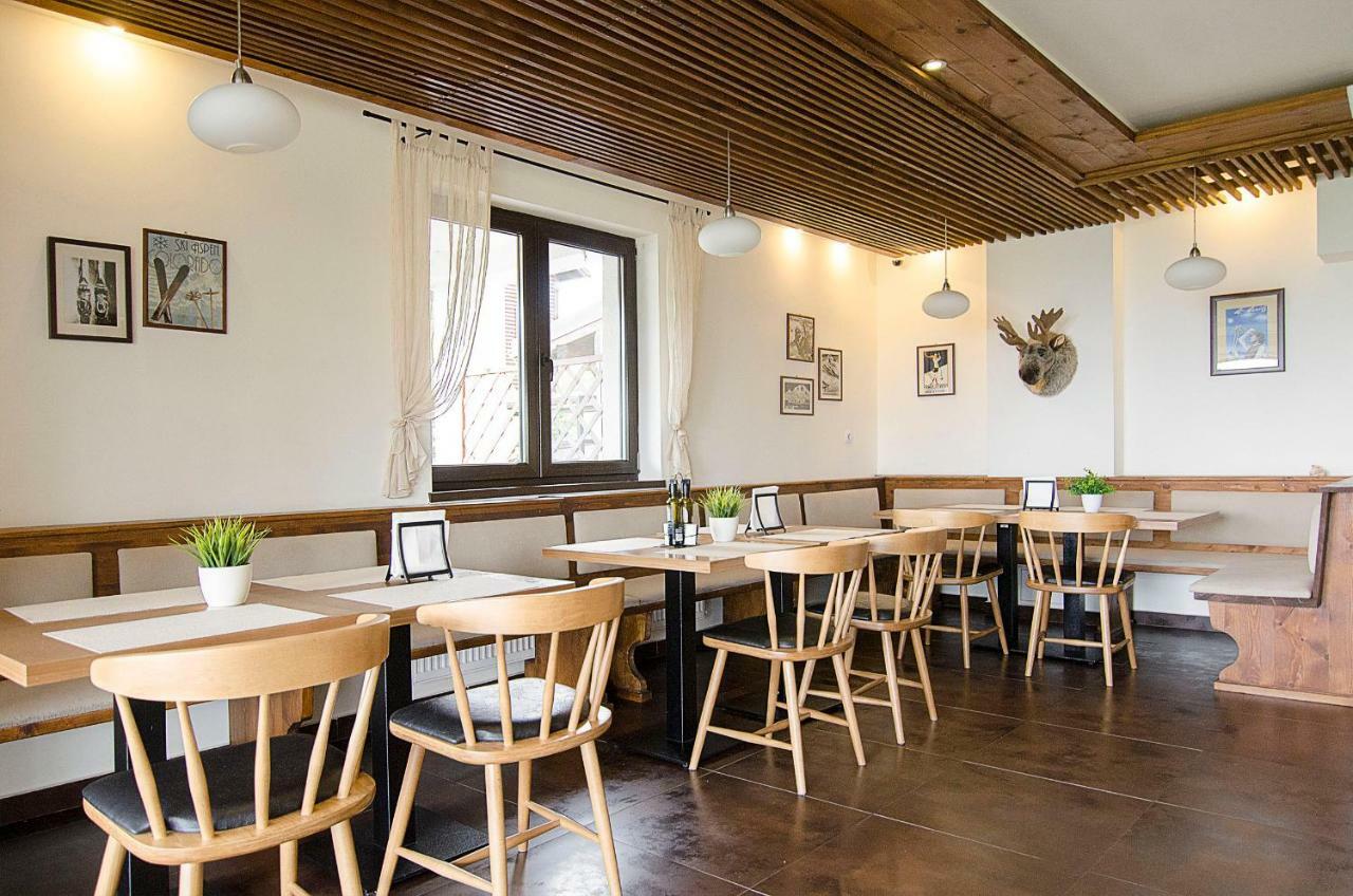Pensiune & Restaurant Victoria Păltiniş Kültér fotó